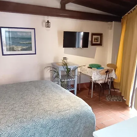 Casa Glicine דירה פיומבינו